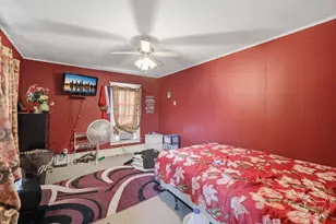 19 N Green St, Piper City, IL 60959 - Photo 14