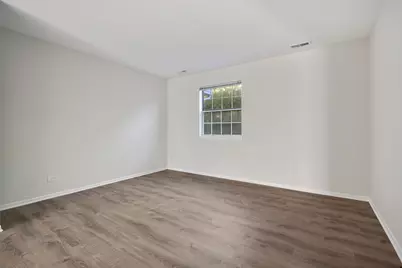 126 Gant Circle #B, Streamwood, IL 60107 - Photo 14