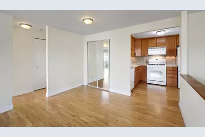 945 Shattuck Lane #0, Schaumburg, IL 60194 - Photo 6