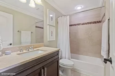 2445 W Logan Boulevard #2E, Chicago, IL 60647 - Photo 10