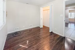 21 E Lyndale Ave, Northlake, IL 60164 - Photo 20