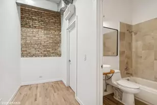 2156 W Hubbard St, Chicago, IL 60612 - Photo 22