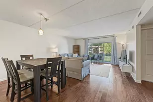 124 W Colfax St, Palatine, IL 60067 - Photo 2