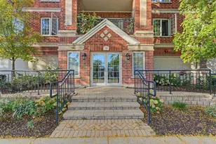 124 W Colfax St, Palatine, IL 60067 - Photo 1