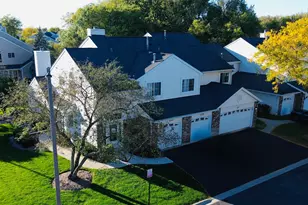159 Winchester Dr, Streamwood, IL 60107 - Photo 2