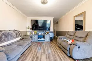 4516 S Lamon Ave, Chicago, IL 60638 - Photo 2