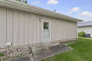 903 Crestview Dr, Monticello, IL 61856 - Photo 38