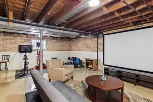 4958 W Cullom Ave, Chicago, IL 60641 - Photo 16