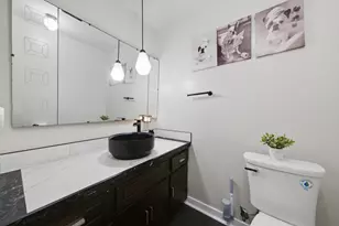 2437 Grape St, Joliet, IL 60435 - Photo 30