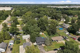 2437 Grape St, Joliet, IL 60435 - Photo 44