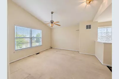 32504 Millstone Circle, Lakemoor, IL 60051 - Photo 12