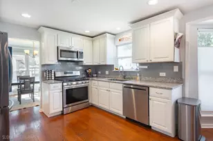1180 Spring Creek Rd, Elgin, IL 60120 - Photo 8