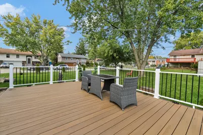 916 Stowell Avenue, Streamwood, IL 60107 - Photo 22