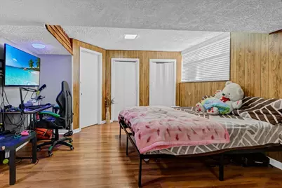 916 Stowell Avenue, Streamwood, IL 60107 - Photo 18