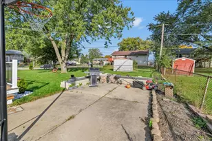 916 Stowell Ave, Streamwood, IL 60107 - Photo 26