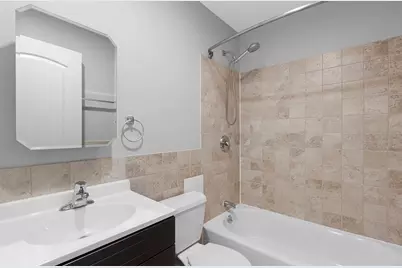 3161 N Cambridge Avenue #305, Chicago, IL 60657 - Photo 8