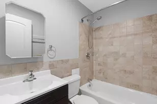 3161 N Cambridge Ave, Chicago, IL 60657 - Photo 8