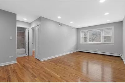 3161 N Cambridge Avenue #305, Chicago, IL 60657 - Photo 4