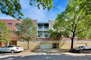 3735 N Wolcott Ave, Chicago, IL 60613 - Photo 1