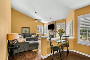459 Rock Hall Cir, Grayslake, IL 60030 - Photo 12
