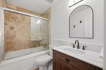 73 Woodview Drive, Glen Ellyn, IL 60137 - Photo 14