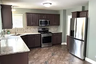 1717 Mountain Ridge Pass, Plainfield, IL 60586 - Photo 6