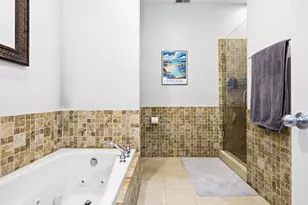 523 N Racine Ave, Chicago, IL 60642 - Photo 16