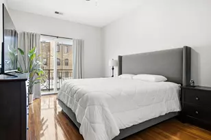 523 N Racine Ave, Chicago, IL 60642 - Photo 14