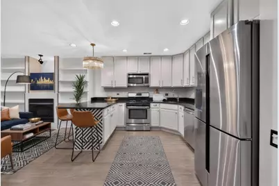 2625 N Ashland Avenue #1A, Chicago, IL 60614 - Photo 4