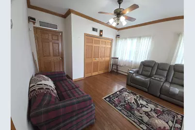 2910 Maple Street, Franklin Park, IL 60131 - Photo 10