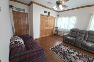 2910 Maple St, Franklin Park, IL 60131 - Photo 10