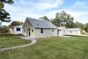 2323 Horeb Ave, Zion, IL 60099 - Photo 2