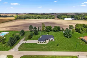 372 Snipe Run Dr, Bonfield, IL 60913 - Photo 2