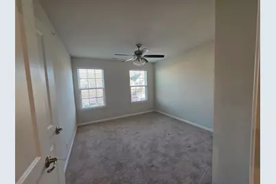 3413 Helene Rieder Drive, Montgomery, IL 60538 - Photo 10