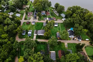39197 N Willow Ln, Antioch, IL 60002 - Photo 2