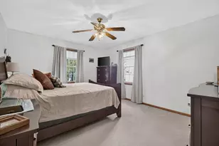 1023 Fox Hollow, Dekalb, IL 60115 - Photo 16