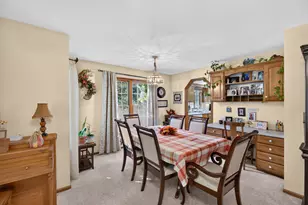 1023 Fox Hollow, Dekalb, IL 60115 - Photo 8