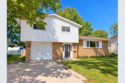 2632 Brnot Avenue, Waukegan, IL 60087 - Photo 1