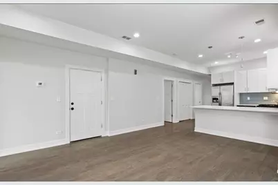 1321 S Lawndale Avenue #1, Chicago, IL 60623 - Photo 4