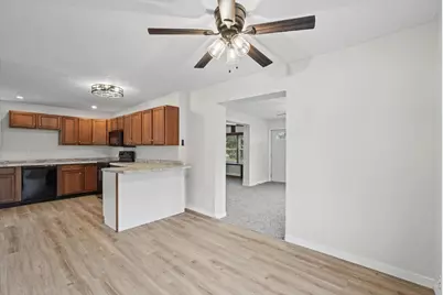 523 W 9th Street, Gibson City, IL 60936 - Photo 12