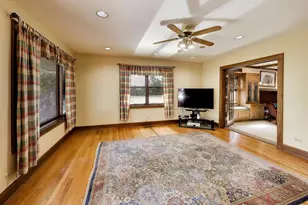 810 N Kenilworth Ave, Oak Park, IL 60302 - Photo 20