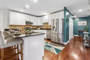 1426 N Orleans St, Chicago, IL 60610 - Photo 6