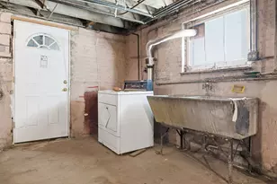 5505 W Pensacola Ave, Chicago, IL 60641 - Photo 22
