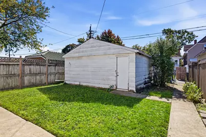 5505 W Pensacola Avenue, Chicago, IL 60641 - Photo 26
