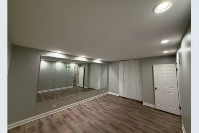 744 W Gordon Terrace NE #108, Chicago, IL 60613 - Photo 10