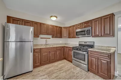 1331 S Finley Road #212, Lombard, IL 60148 - Photo 8