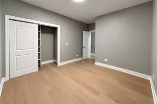 4950 S Michigan Ave, Chicago, IL 60615 - Photo 8