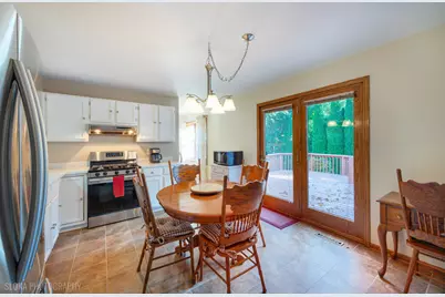 4819 W Glenbrook Trail, McHenry, IL 60050 - Photo 4