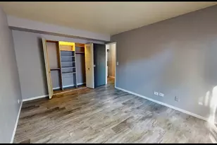 105 Gregory St, Aurora, IL 60504 - Photo 8