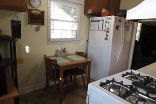 1304 Schriber Ave, Joliet, IL 60435 - Photo 8